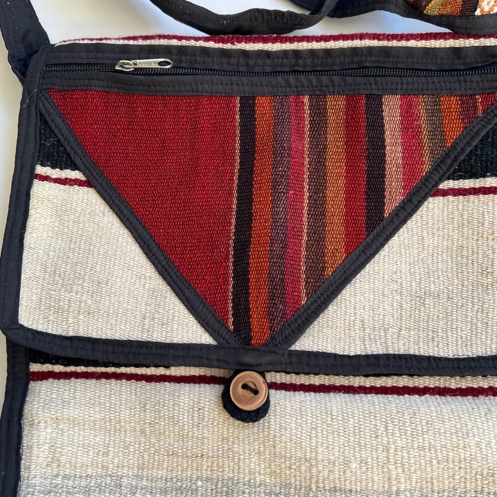 Woven Bag Mexican Boho Crossbody Front Flap w. Pocket Feels Like Wool Cream Red - Picture 3 of 7